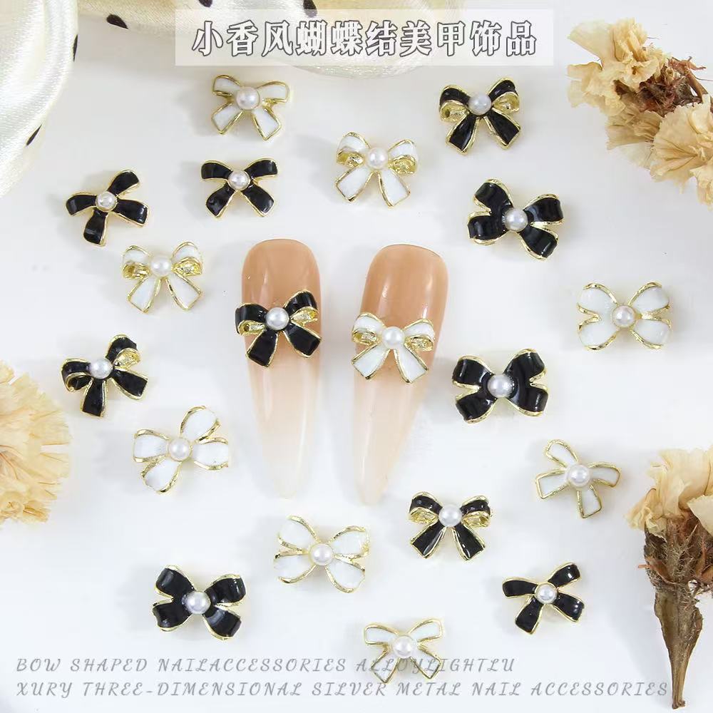 Nail Charm Luxe type